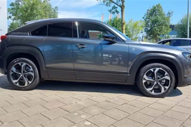 Mazda CX-30 (2024) thumbnail 4