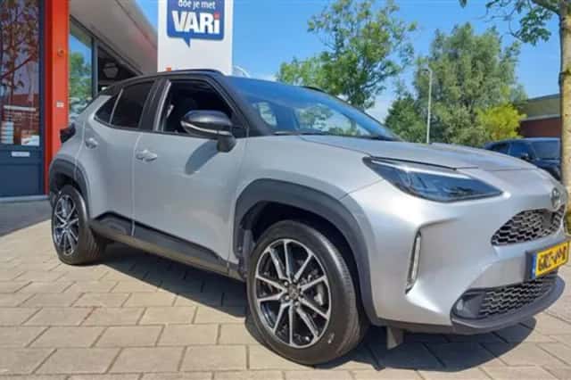 Toyota Yaris Cross (2024) thumbnail 4
