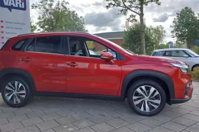 Suzuki S-Cross (2023) thumbnail 5