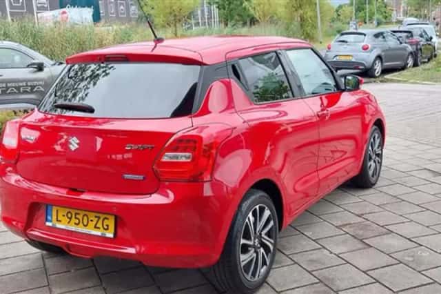 Suzuki Swift (2021) thumbnail 5