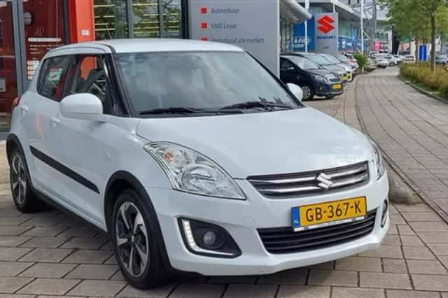 Suzuki Swift (2015) thumbnail 4