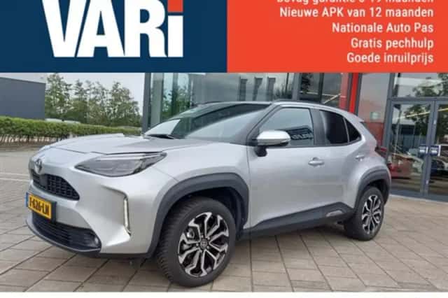 Toyota Yaris Cross (2023) thumbnail 1