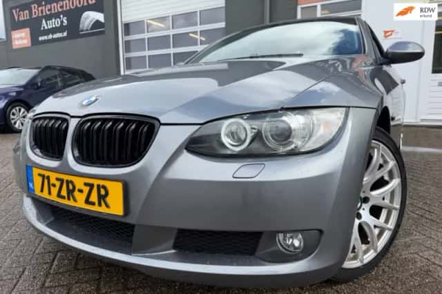 BMW 3-Serie (2008) thumbnail 1