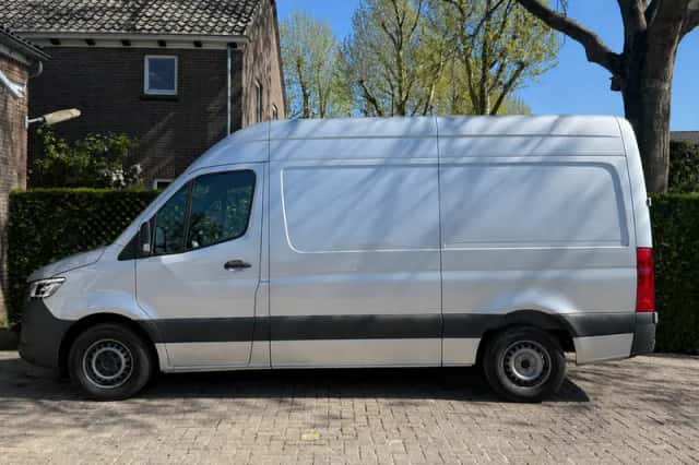 Mercedes-Benz Sprinter (2021) thumbnail 5