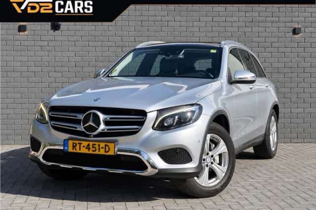 Mercedes-Benz GLC-Klasse (2016) thumbnail 1