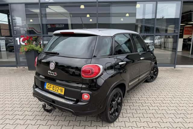 Fiat 500L (2015) thumbnail 2