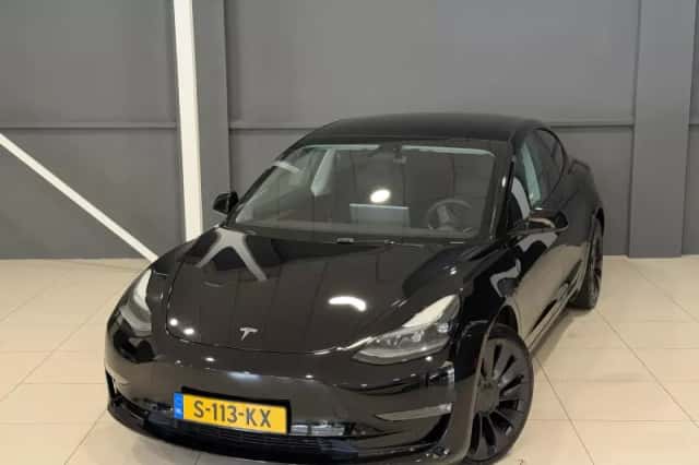 Tesla Model 3 (2023) thumbnail 4