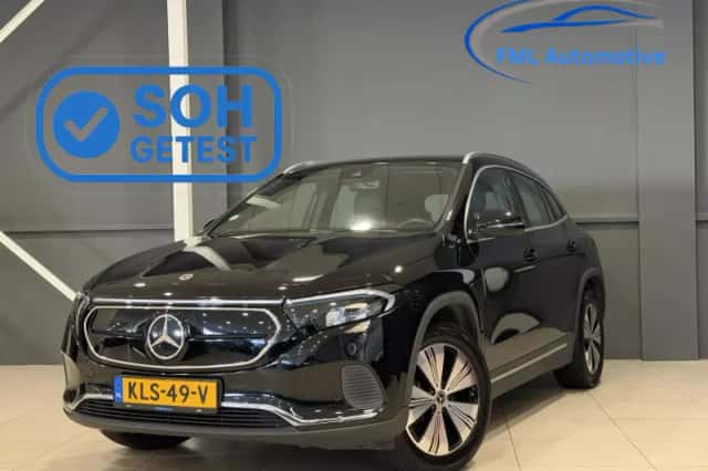 Mercedes-Benz EQA (2022) thumbnail 1