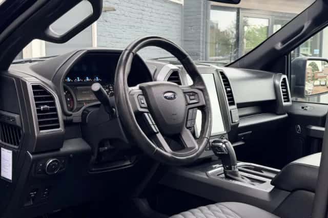 Ford F-150 (2018) thumbnail 5