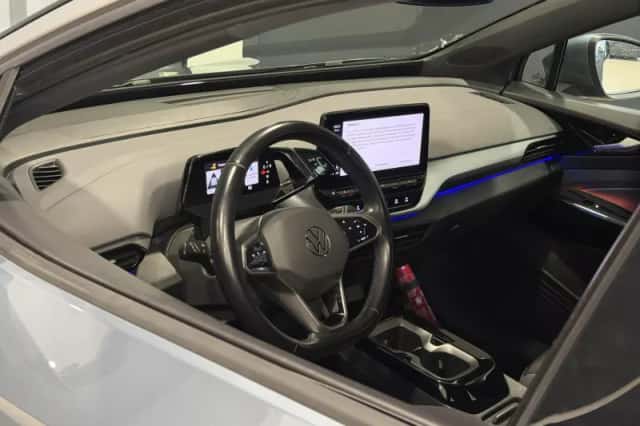 Volkswagen ID.4 (2022) thumbnail 3