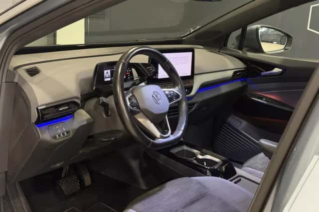 Volkswagen ID.4 (2022) thumbnail 5