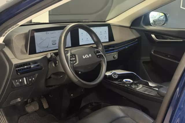 Kia EV6 (2022) thumbnail 5