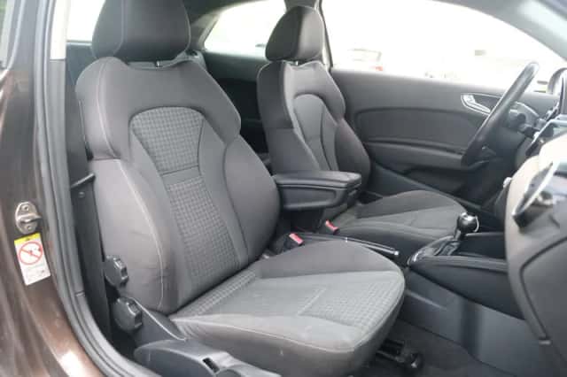 Audi A1 (2011) thumbnail 4