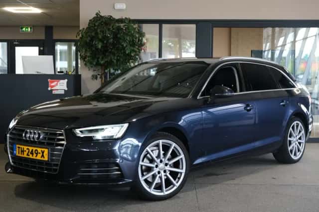 Audi A4 (2018) thumbnail 1