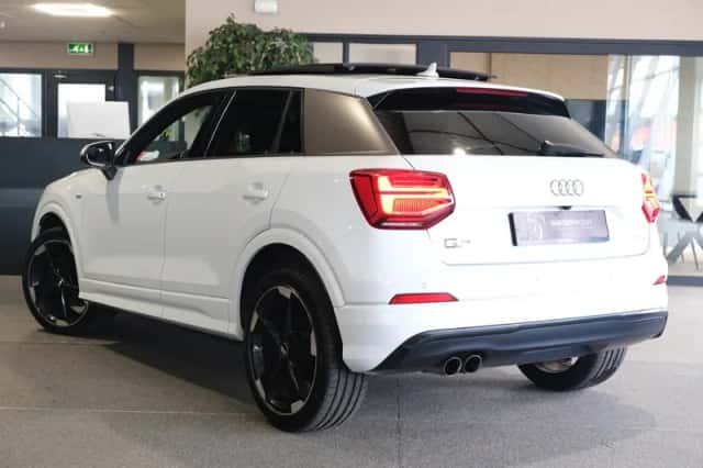 Audi Q2 (2017) thumbnail 6