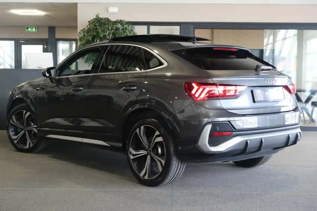 Audi Q3 (2023) thumbnail 6