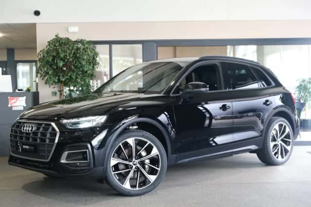 Audi Q5 (2023) thumbnail 1