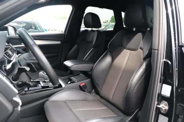 Audi Q5 (2023) thumbnail 4