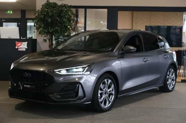 Ford Focus (2024) thumbnail 1