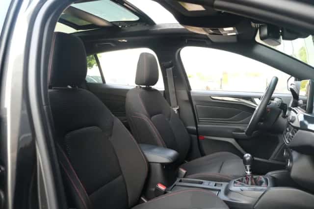 Ford Focus (2020) thumbnail 4