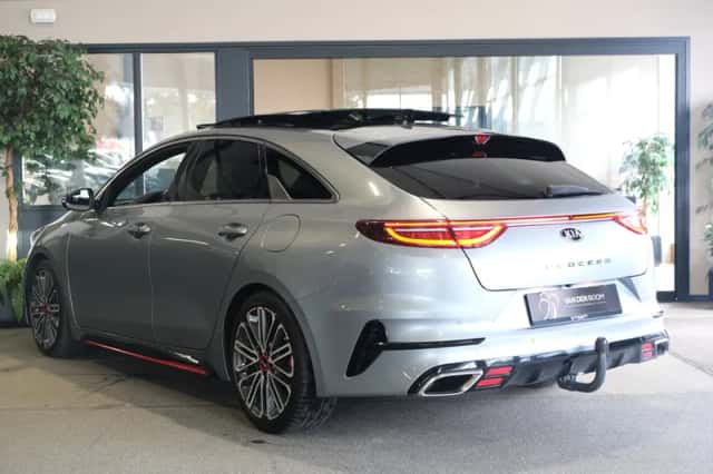 Kia Proceed (2019) thumbnail 2