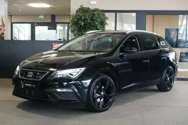 SEAT Leon (2017) thumbnail 1