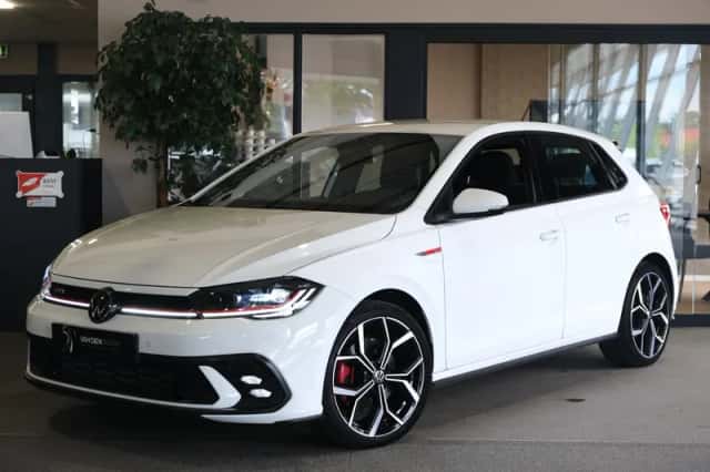 Volkswagen Polo (2022) thumbnail 1