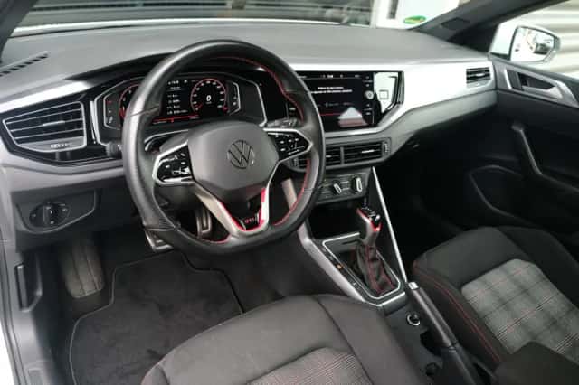 Volkswagen Polo (2022) thumbnail 3