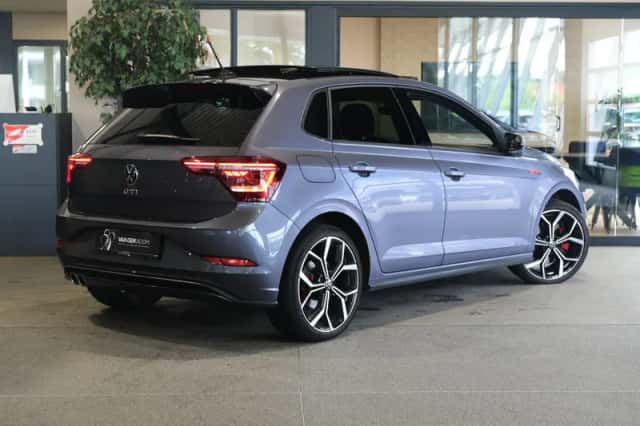 Volkswagen Polo (2023) thumbnail 2