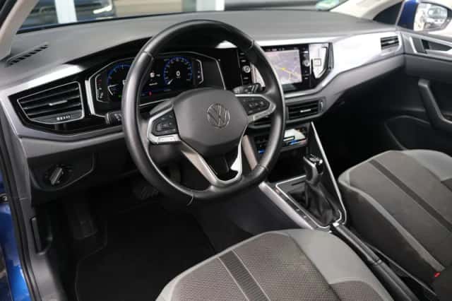 Volkswagen Polo (2023) thumbnail 3