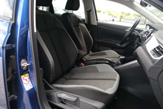 Volkswagen Polo (2023) thumbnail 4