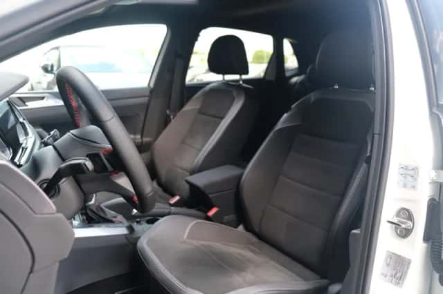 Volkswagen Polo (2022) thumbnail 5