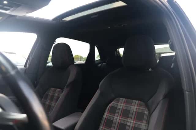 Volkswagen Polo (2018) thumbnail 4