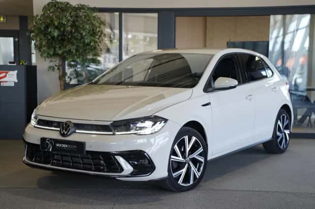 Volkswagen Polo (2022) thumbnail 1