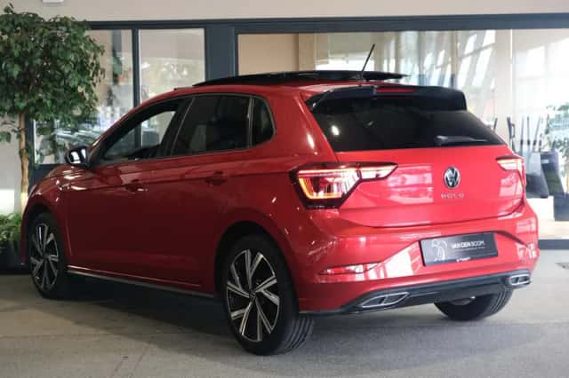 Volkswagen Polo (2022) thumbnail 2