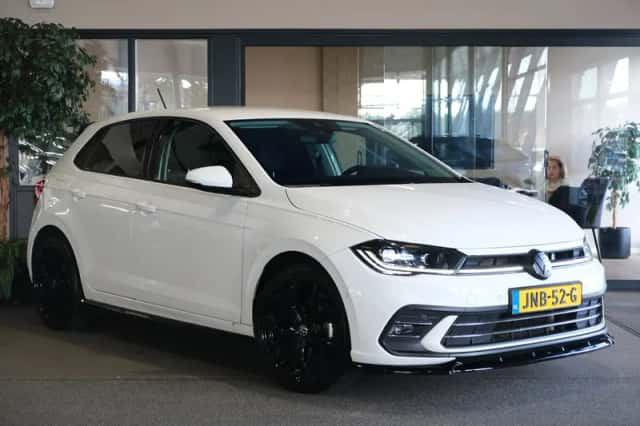Volkswagen Polo (2022) thumbnail 5
