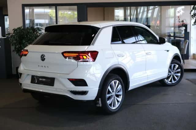 Volkswagen T-Roc (2019) thumbnail 2
