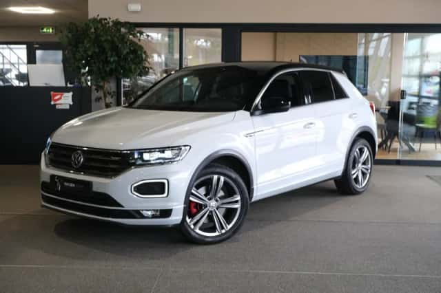 Volkswagen T-Roc (2018) thumbnail 1