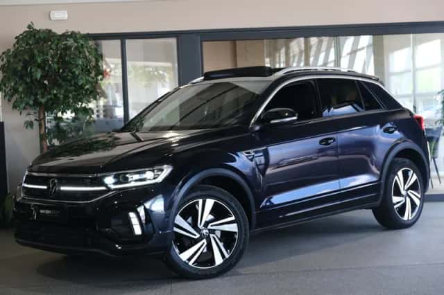 Volkswagen T-Roc (2023) thumbnail 1