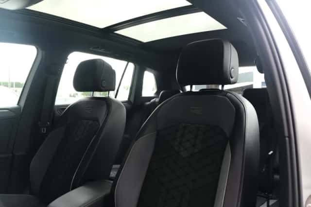 Volkswagen Tiguan (2021) thumbnail 4