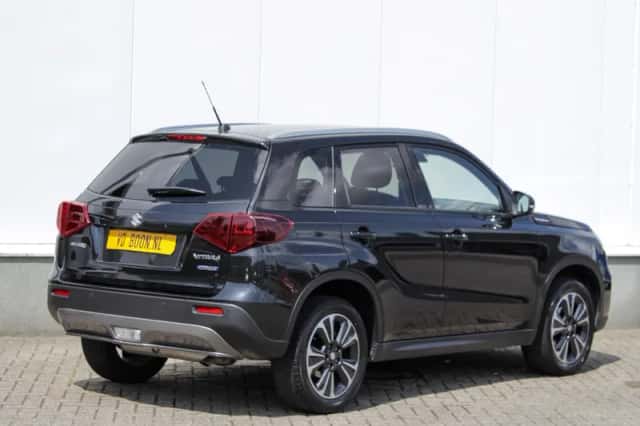 Suzuki Vitara (2022) thumbnail 3