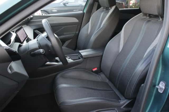 Peugeot 308 (2022) thumbnail 5