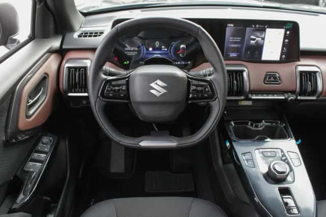 Suzuki e-Vitara (2026) thumbnail 2