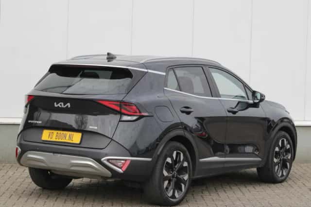 Kia Sportage (2023) thumbnail 3
