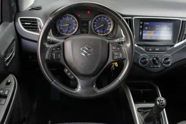 Suzuki Baleno (2017) thumbnail 4