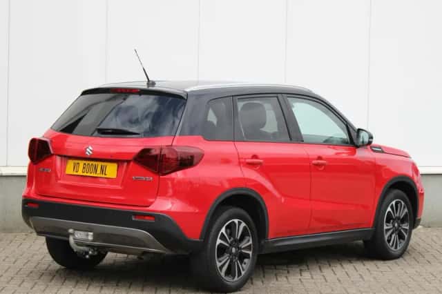 Suzuki Vitara (2020) thumbnail 3