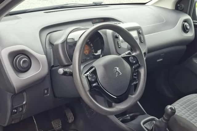 Peugeot 108 (2022) thumbnail 5