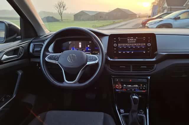 Volkswagen T-Cross (2025) thumbnail 4