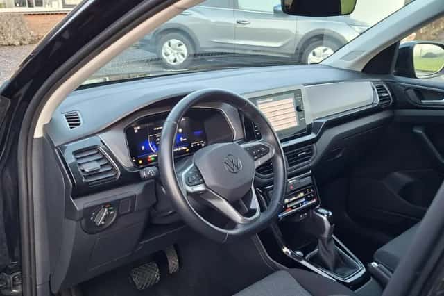 Volkswagen T-Cross (2025) thumbnail 5