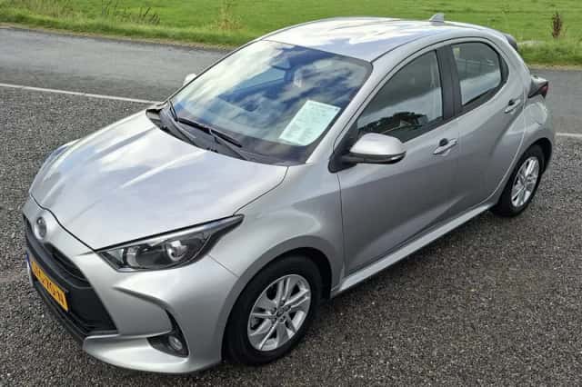 Toyota Yaris (2024) thumbnail 5